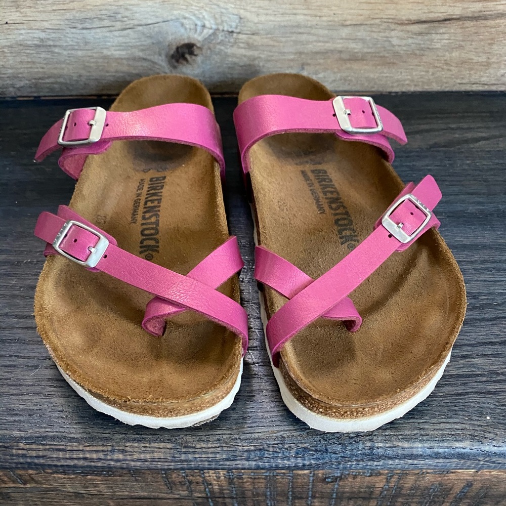 Mayari Birkenstock’s 35
